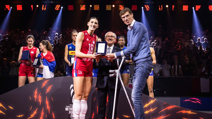 KK_WWCH_AWARDING_012