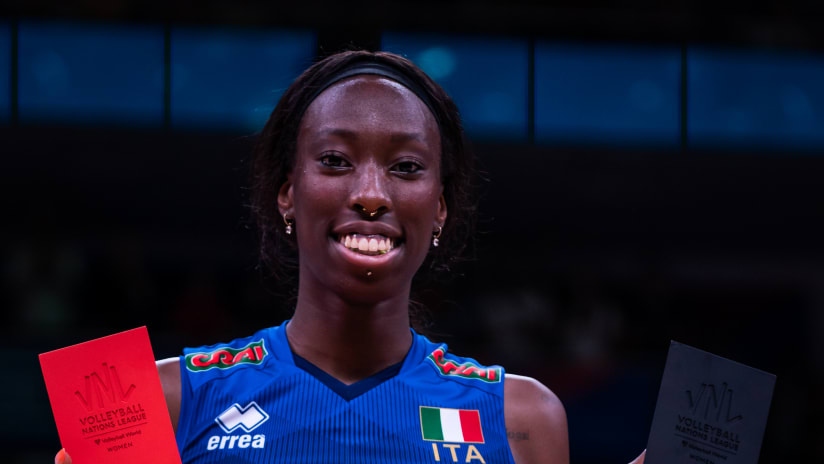 Italy celebrate VNL 2022 gold!