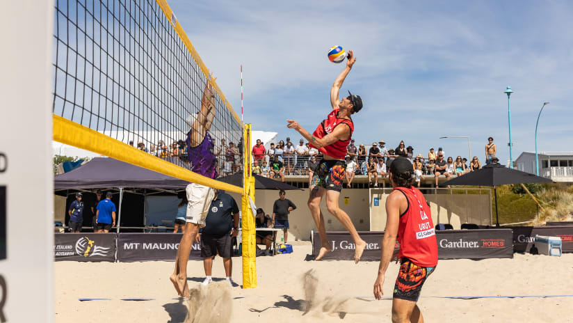 USA Cody Caldwell- Spiking