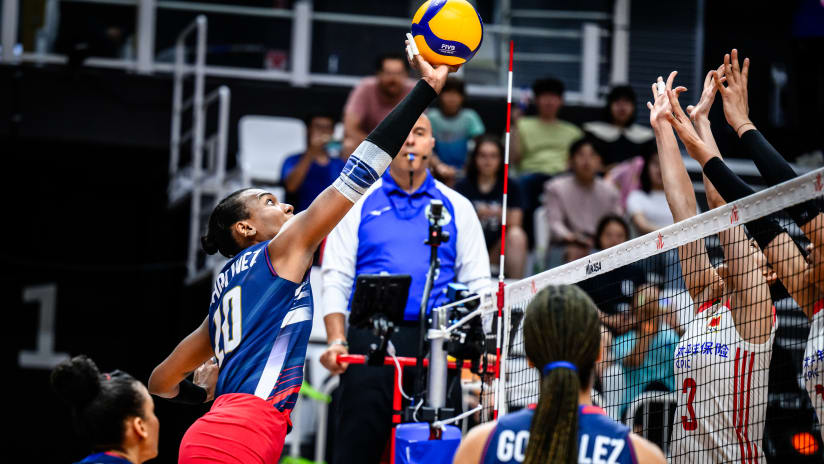 China (CHN) vs. Dominican Republic (DOM) women - Pool 5 - Preliminary Phase #5544530