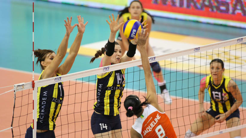 Türkiye’s Fenerbahce Istanbul against Brazil’s Sollys Osasco in the first women’s Club World Championship final of the 21st century in 2010