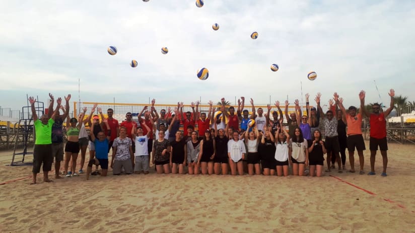 The participants in the beach volleyball seminar organised in Kusadasi by the Turkish Volleyball Federation (source: tvf.org.tr)