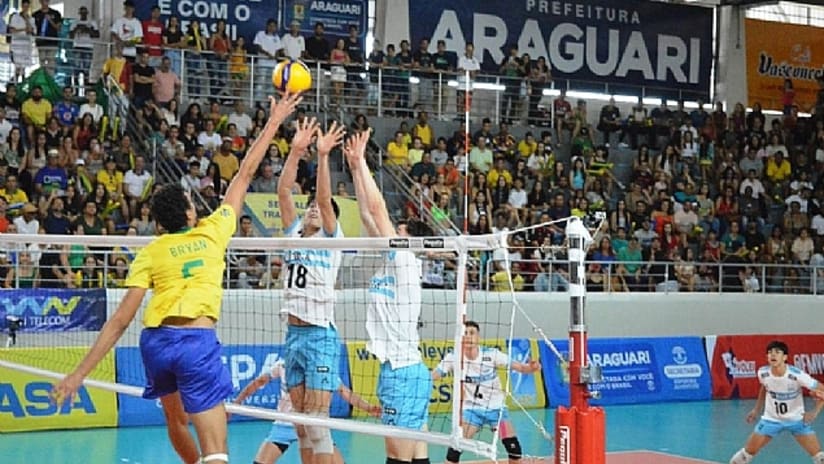 The youth national teams of Argentina and Brazil against each other in South America’s 2022 continental final (source: voleysur.org / Jonatan Oliveira)