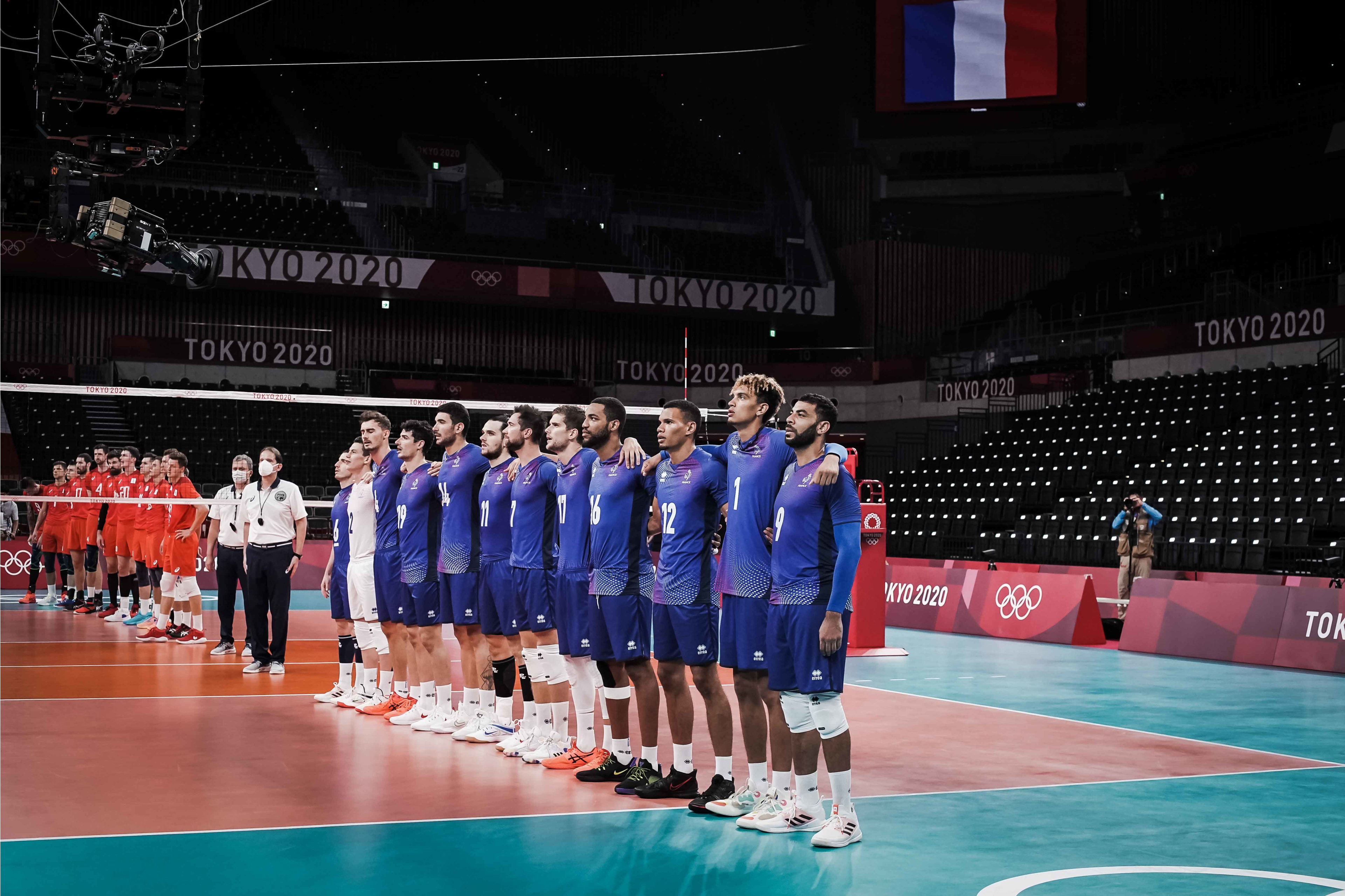 Volei România Romanian Volleyball. Volei România. Iarba rea din holde piară!