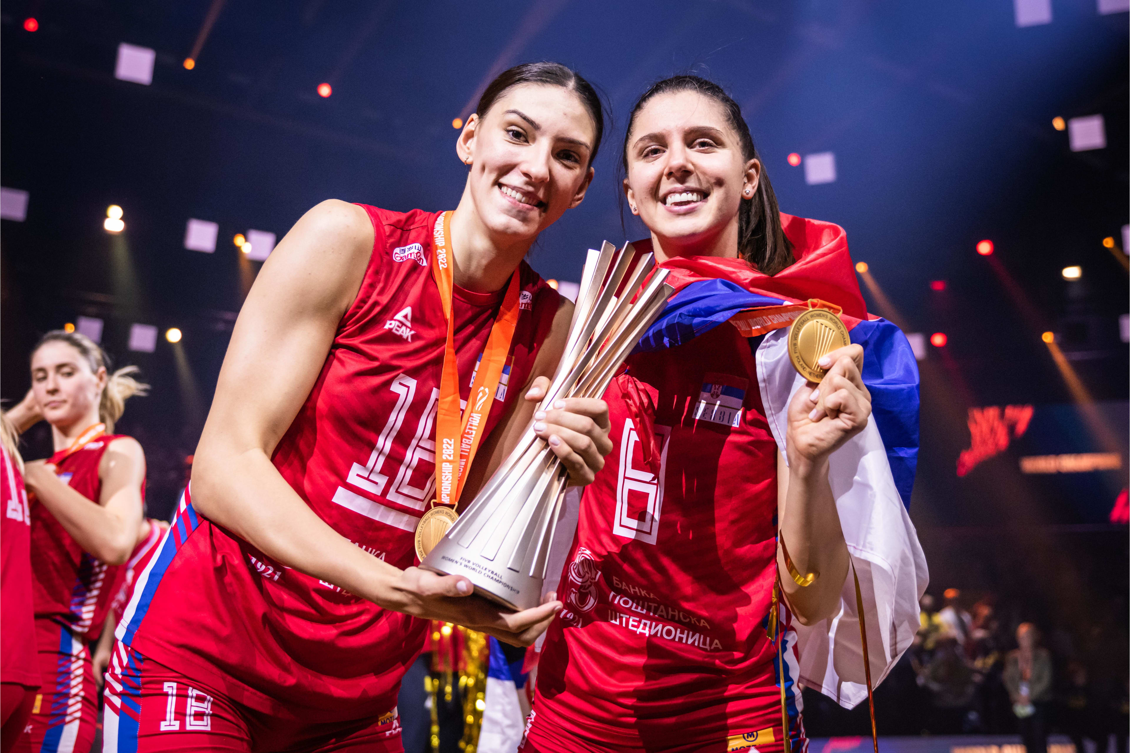 Volleyball World on X: 2022 Women's World Champs Semifinal Match: USA  🇺🇸🆚 🇷🇸 Serbia 🤯2014 World Champions 🇺🇸 🆚 🇷🇸 the reigning World  Champions. You can't miss this one! 📺 Watch it