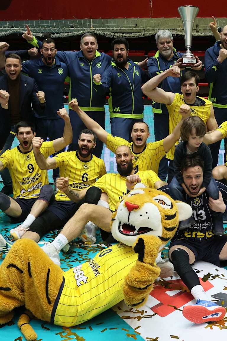 Constellation of national team stars leads Hebar to Bulgaria Cup trophy