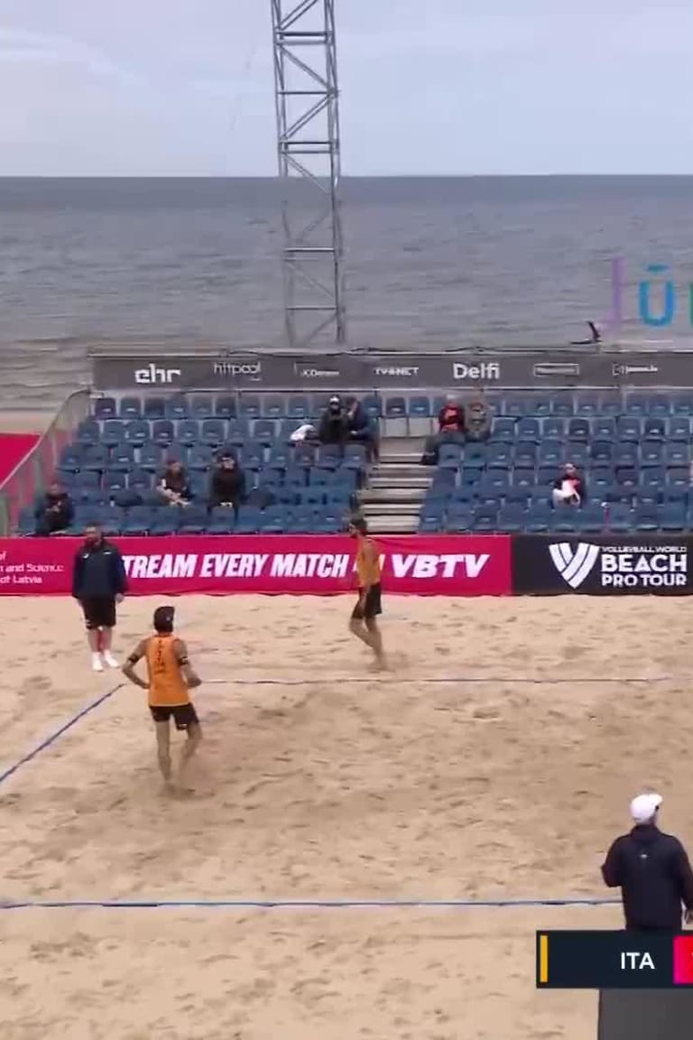 Steven van de Velde Top Plays vs. Lupo Ranghieri_5867811