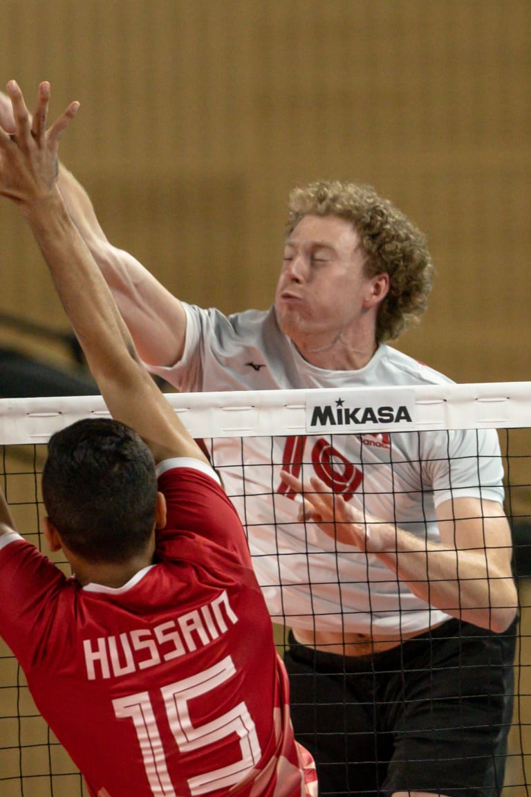 Canada start second stage with clean-slate win