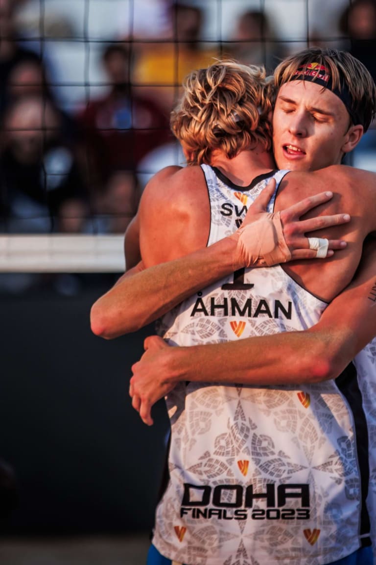 Ahman & Hellvig master straight-set upset of Mol & Sorum to win Finals