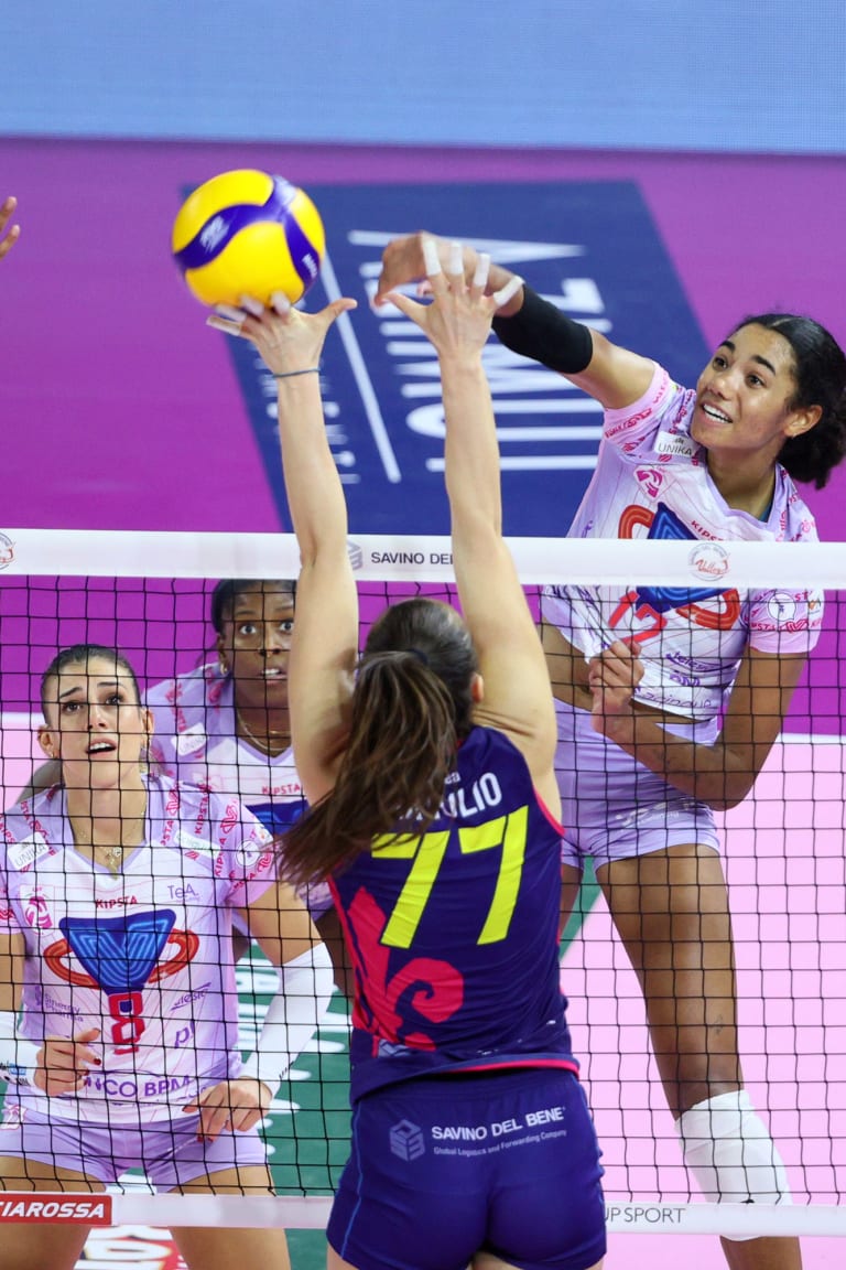 Near-the-top clash to highlight weekend in Italy