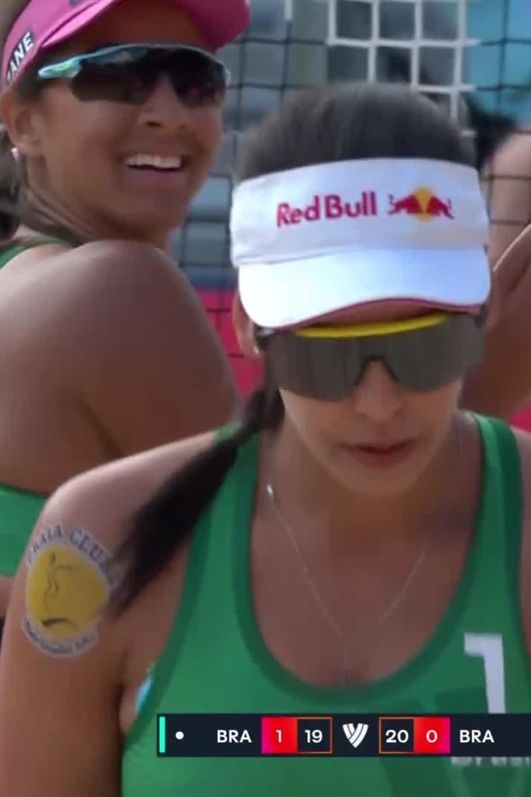 Eduarda Santos Lisboa Aces Leader in Duda Ana Patricia vs. Barbara Carol - Top Aces_6163369