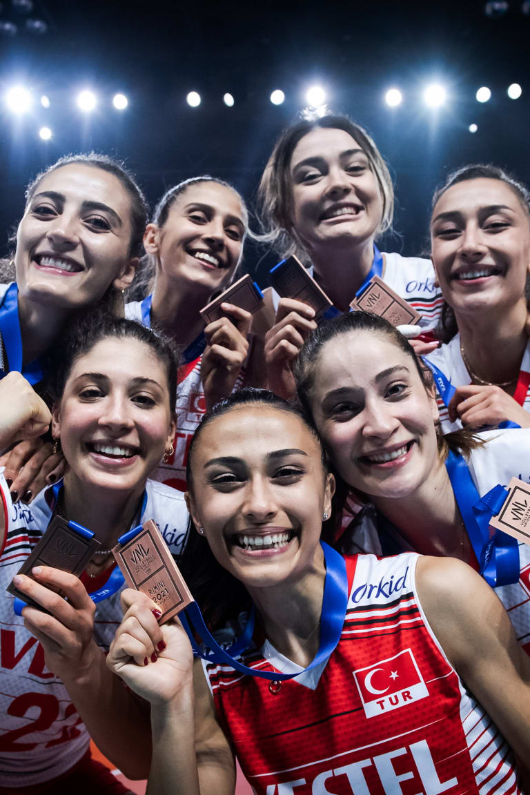Bronze Medal Award Ceremony - Women