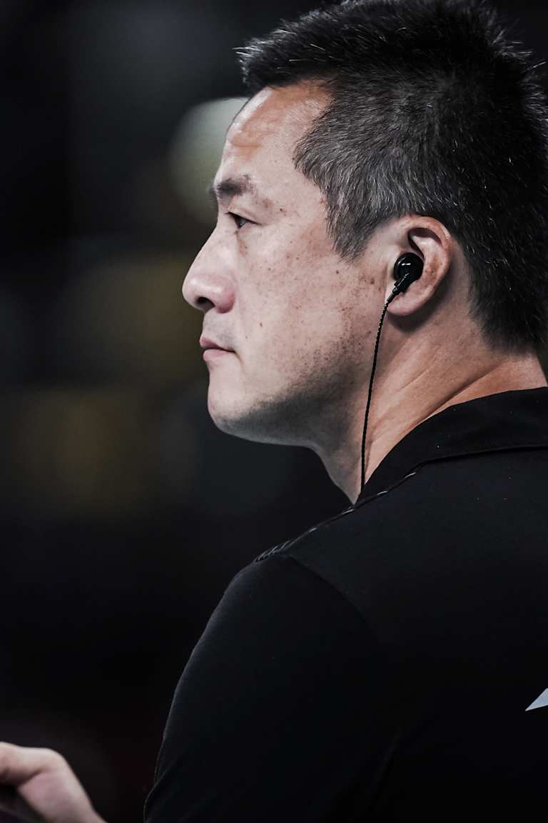 Japan coach Nakagaichi steps down