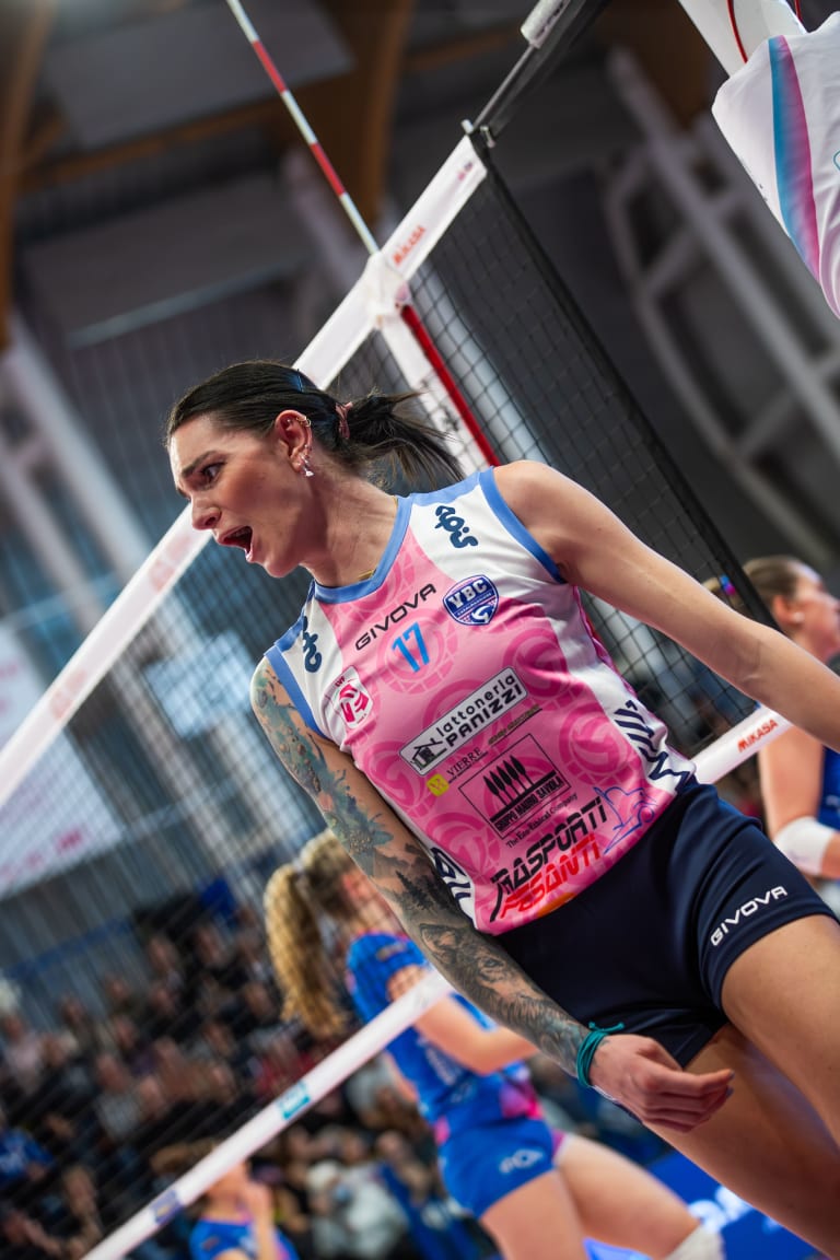 
Smarzek on fire as Casalmaggiore live to fight another day