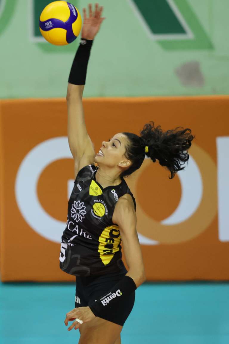 Praia claim fourth consecutive Supercup title