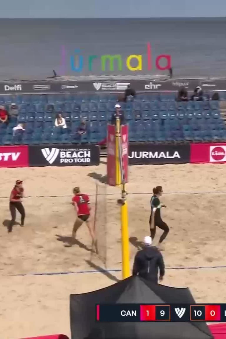 Sarah Pavan Successful Attacks Leader in Pavan Melissa vs. Maria Antonelli Fernanda - Top Successful Attacks_5857358