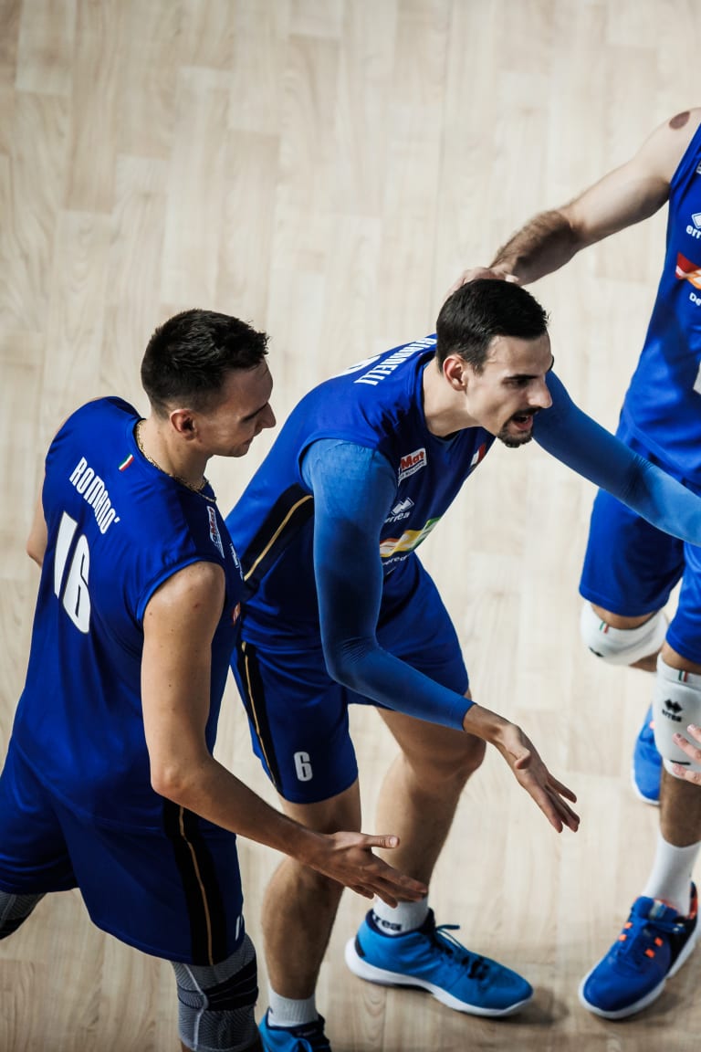 Italy overcome Serbia and keep moving up