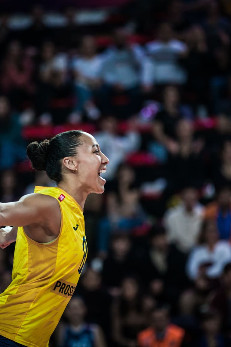 Imoco and VakifBank to play for world title again!