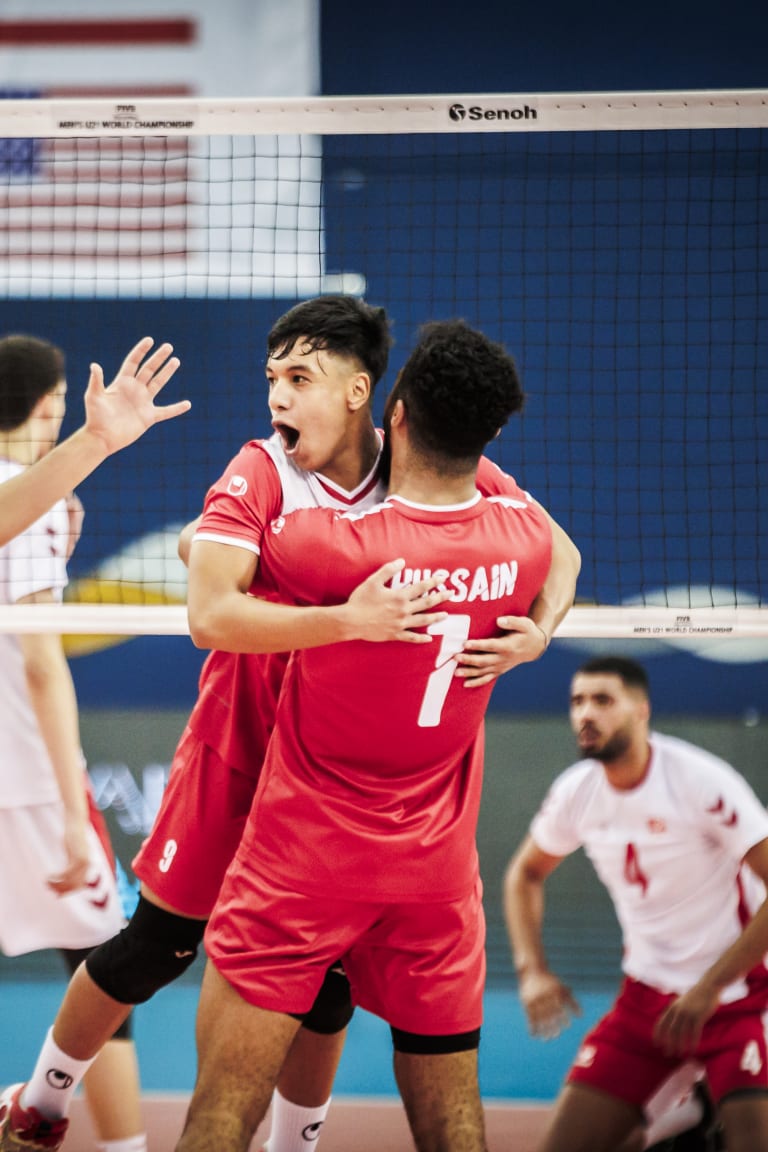 I padroni di casa del Bahrain dominano i Campionati del Mondo U21 con una vittoria in tre set.