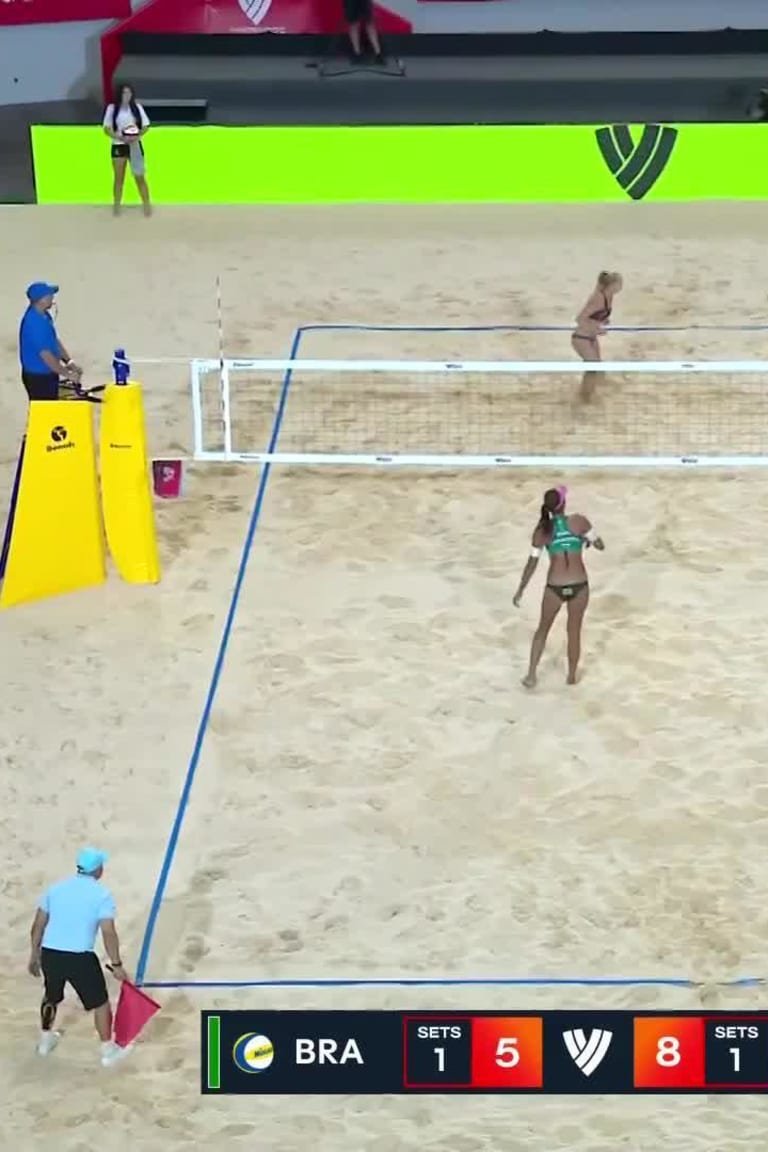 Eduarda_Santos_Lisboa_Top_Plays_vs._Hughes/Cheng_10221532