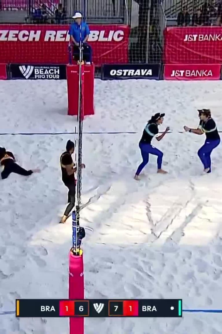 Talita Da Rocha Antunes Successful Blocks Leader in Talita Rebecca vs. Taiana Lima Hegeile - Top Successful Blocks_5815003