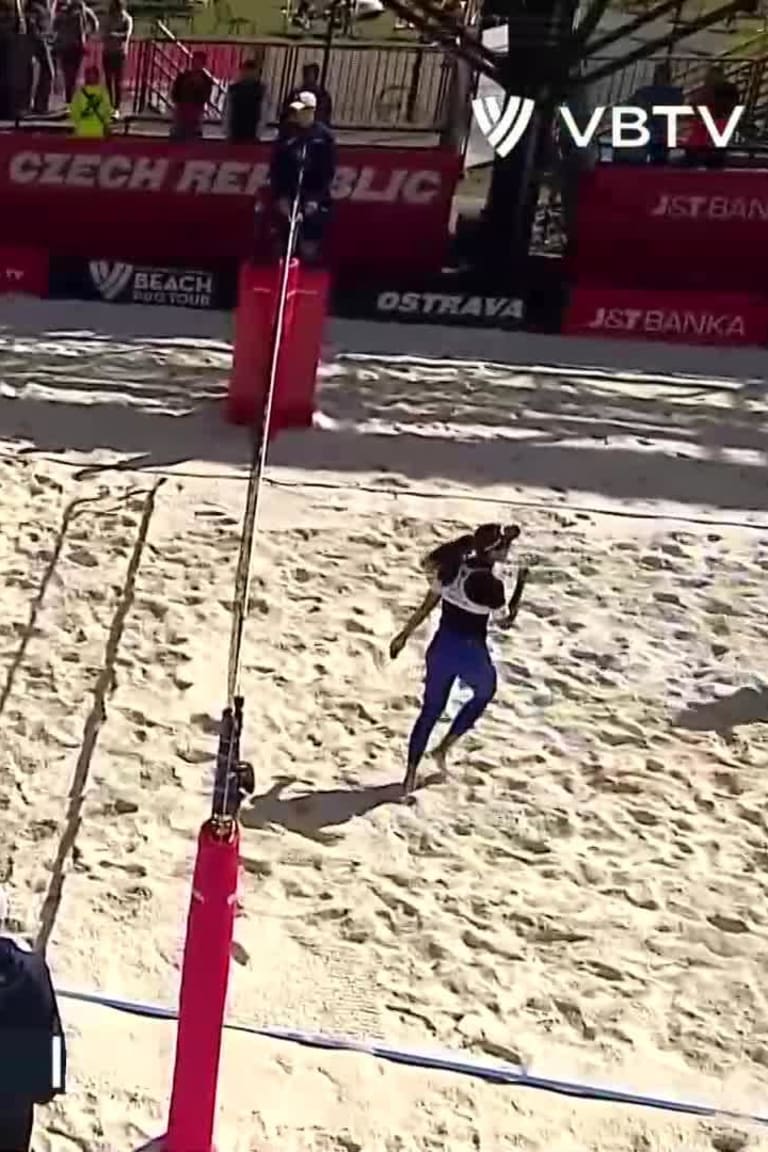 Rebecca Cavalcanti Barbosa Silva Successful Attacks Leader in Kravcenoka Graudina vs. Talita Rebecca - Top Successful Attacks_5827425