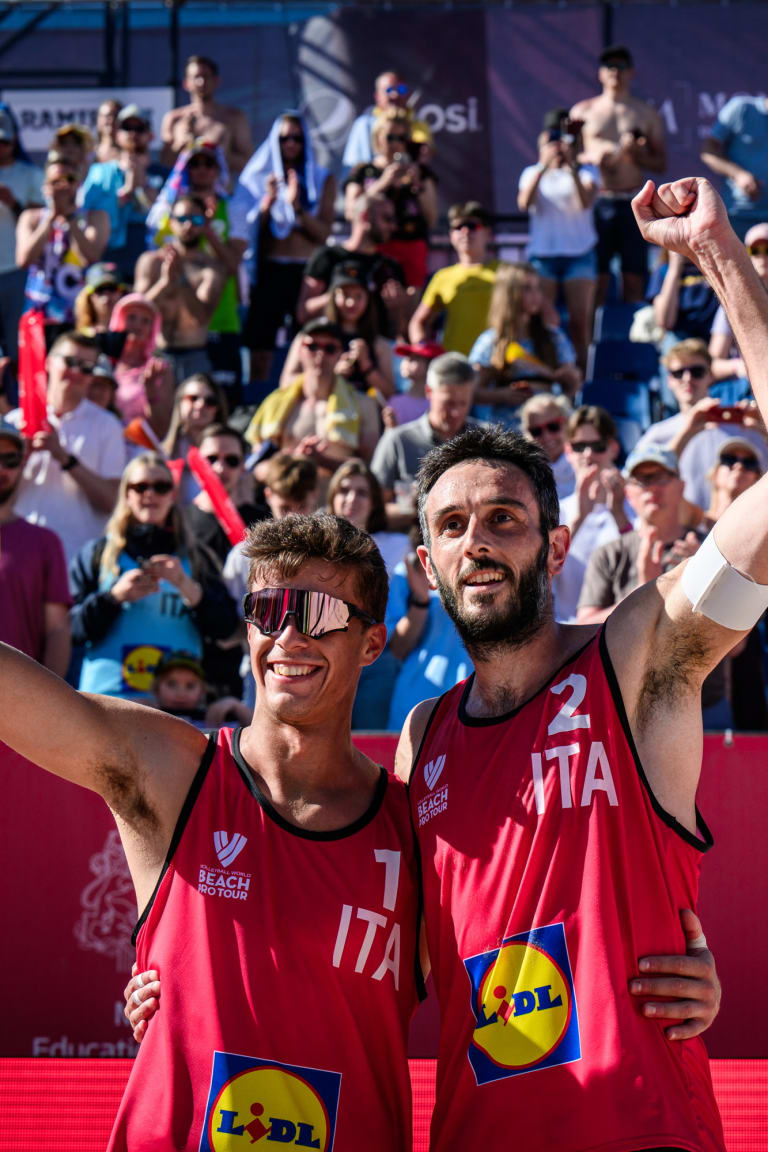 Nicolai & Cottafava rise to number three in the world