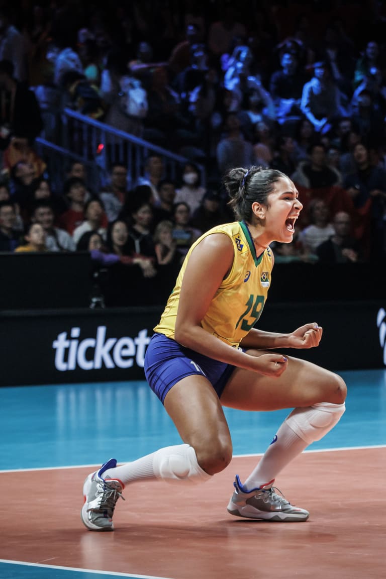 Brazil hand China first defeat at World Champs