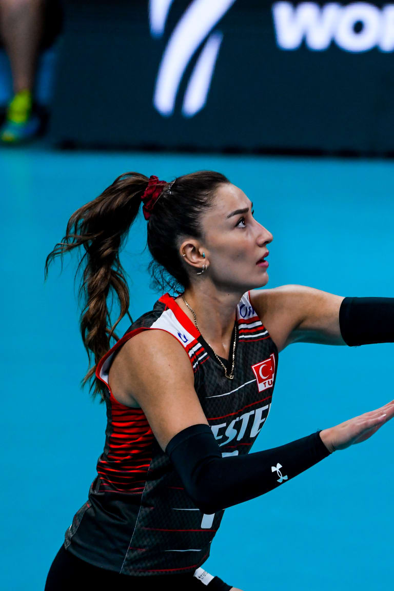 Türkiye score first World Championship win