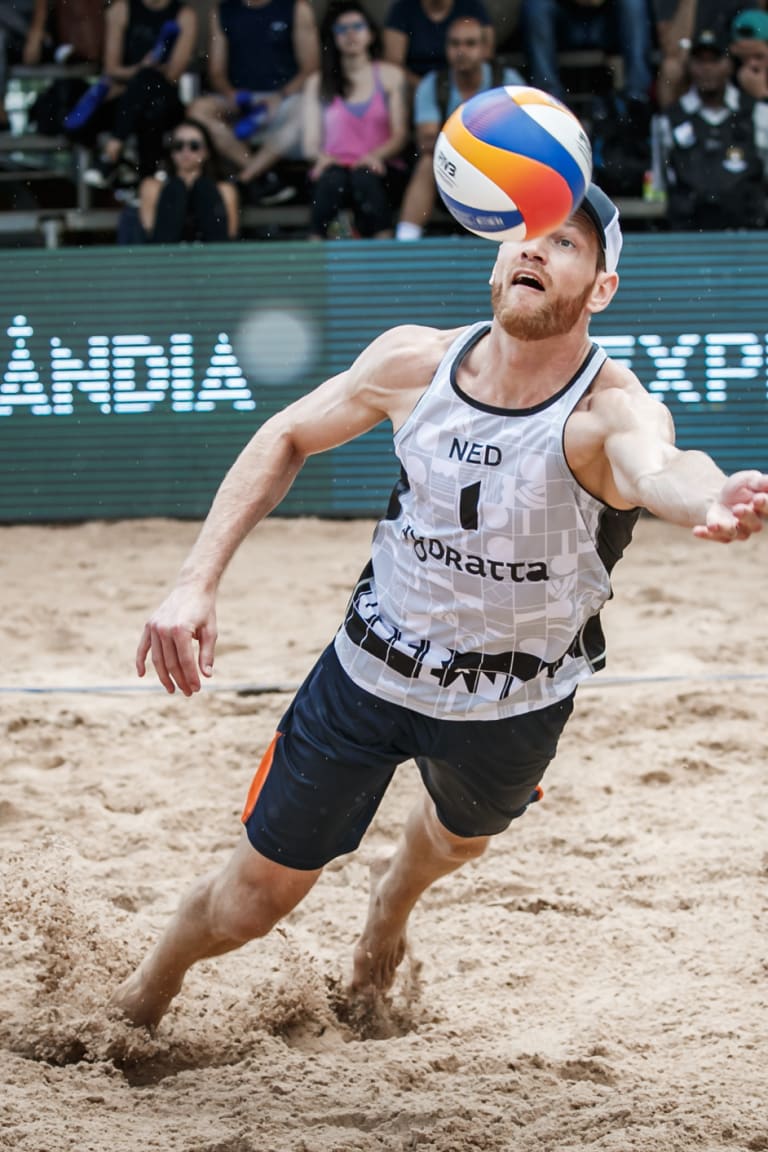 Brouwer and Meeuwsen fight back and make it to Uberlândia playoffs