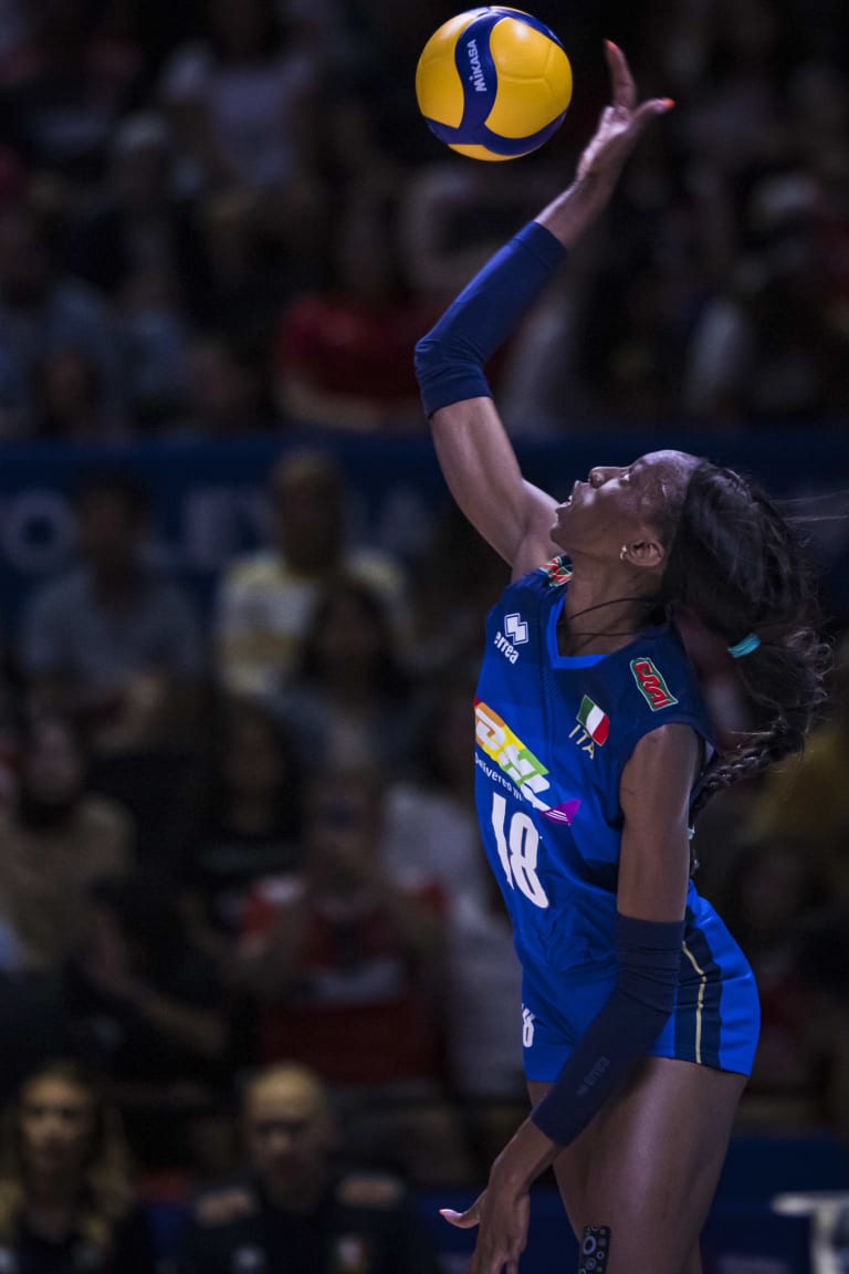 Mazzanti confirms 14 Italy players for Women’s World Championship