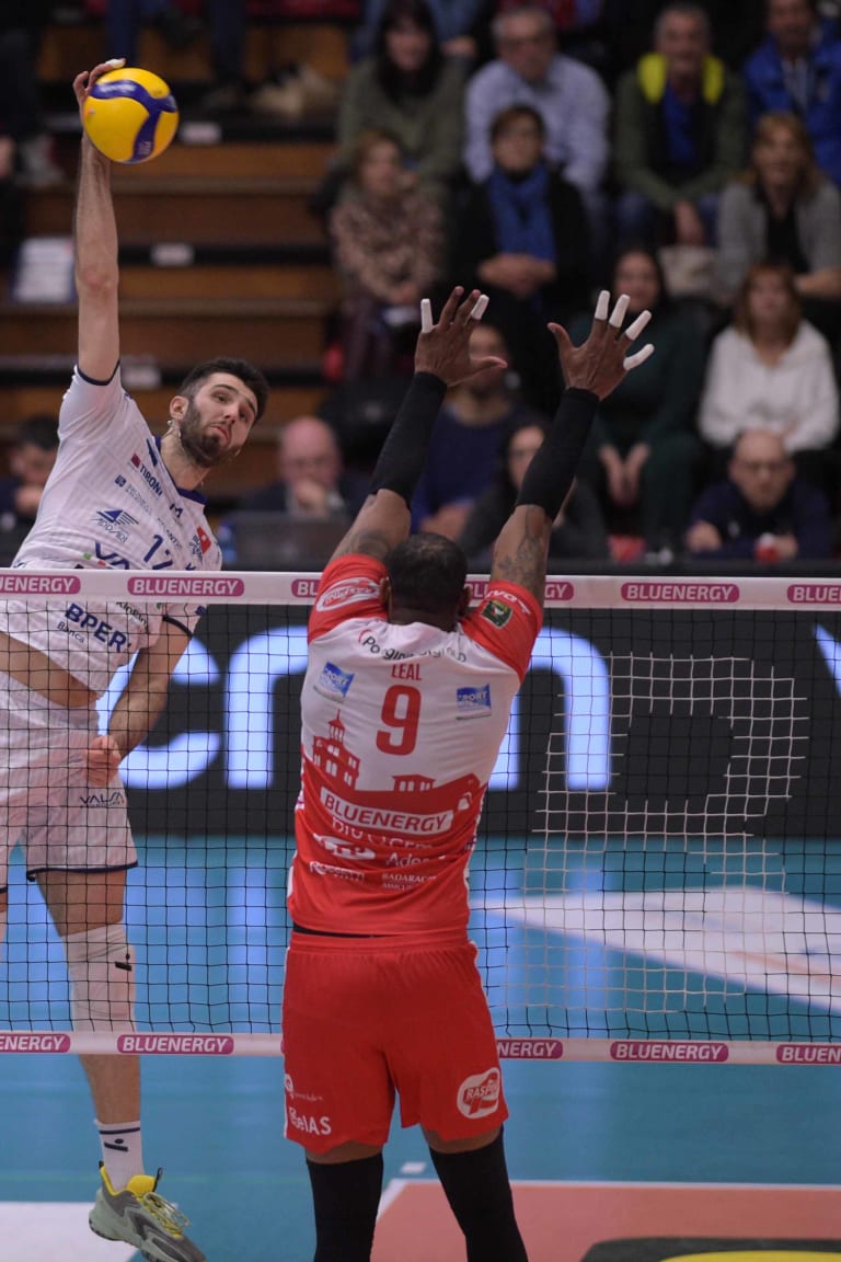 Modena and Verona one win away from SuperLega semifinals