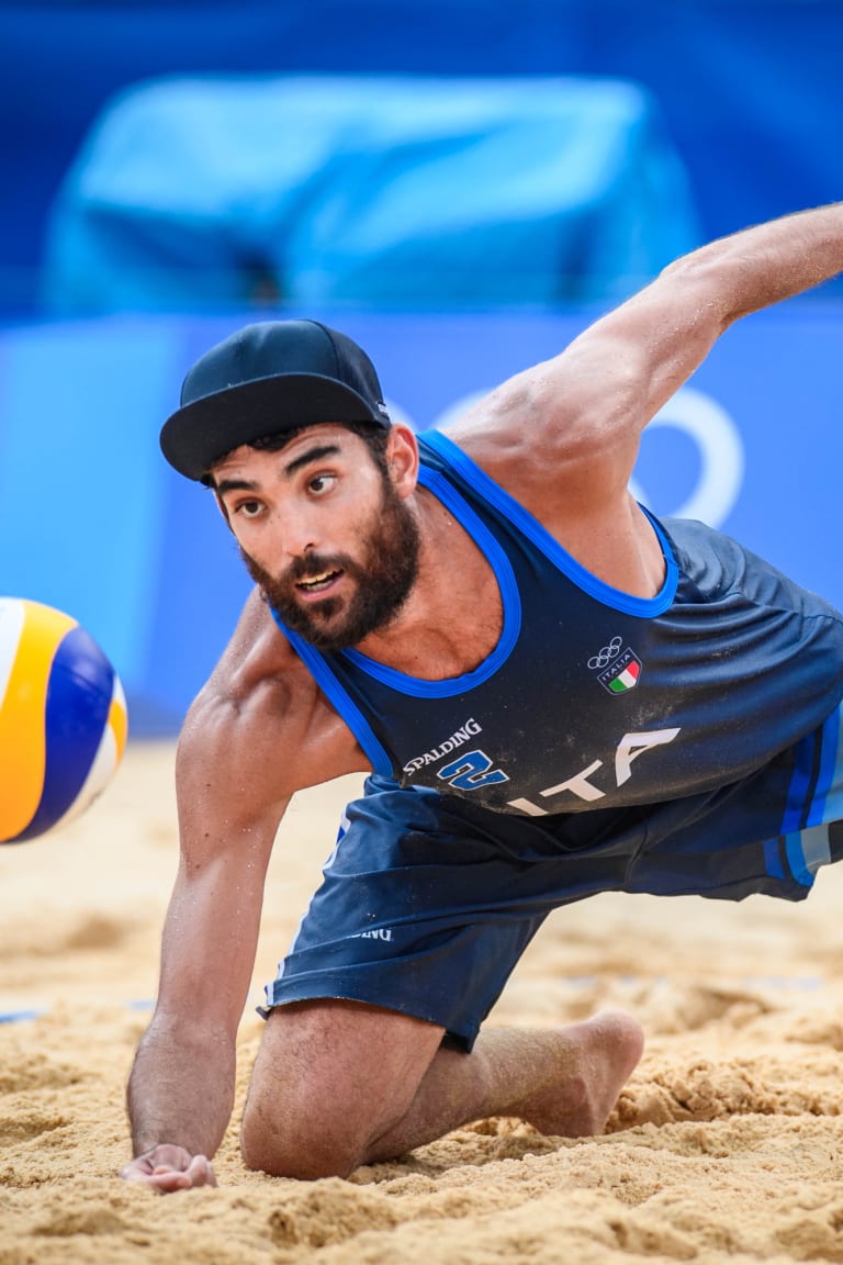 Nicolai & Lupo top pool unbeaten to progress