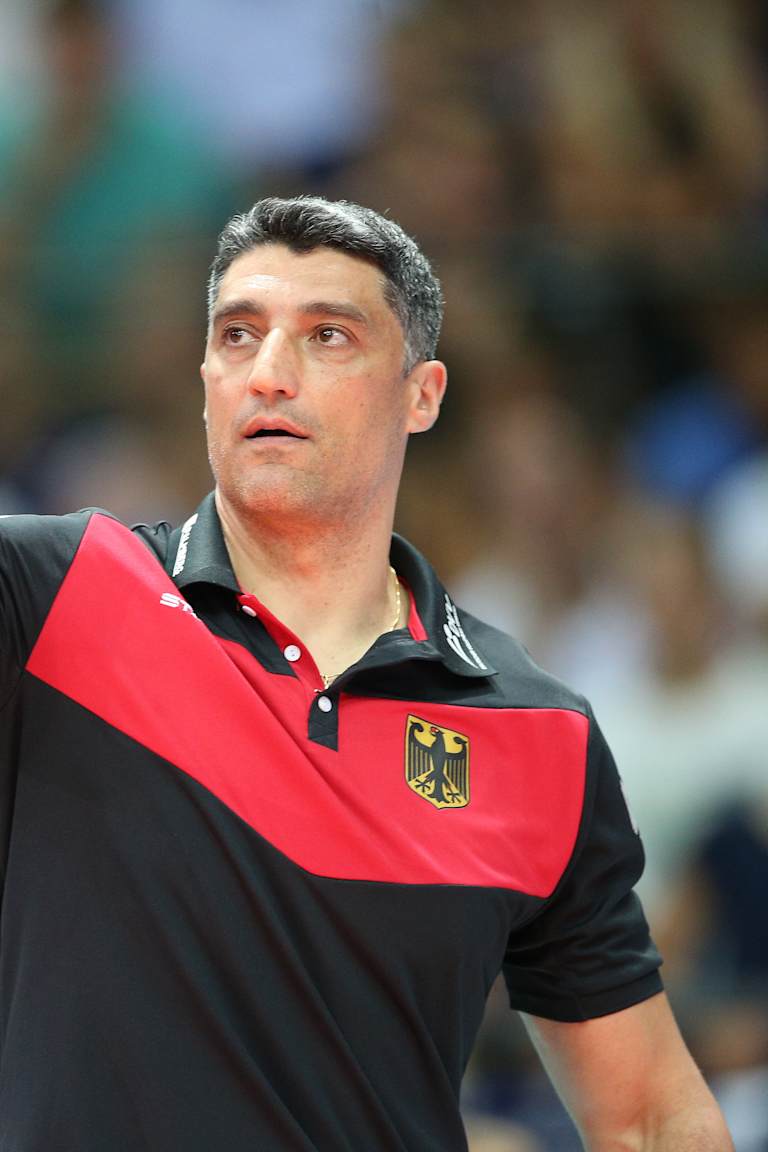 Andrea Giani to lead France