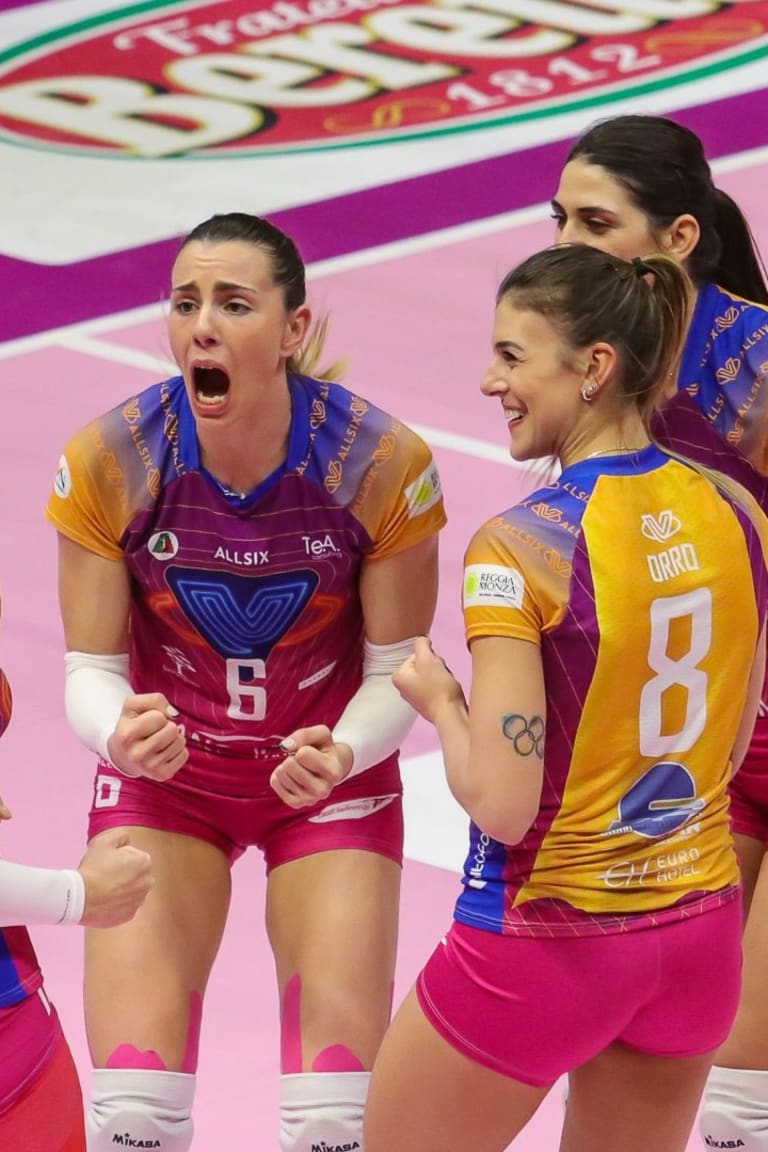 Monza win tenth-straight match and take the lead in Italy