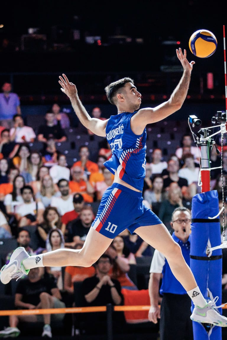 USA look to keep form going against Serbia