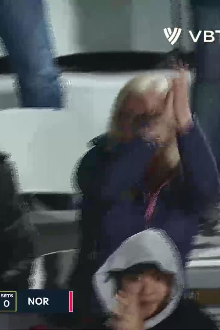 Bryl/Losiak_Highlights_vs._Mol,_A./Sorum,_C._9013055