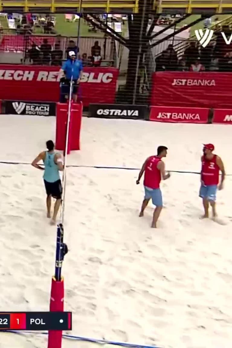 Michal Bryl Top Plays vs. Nicolai Cottafava_5814581