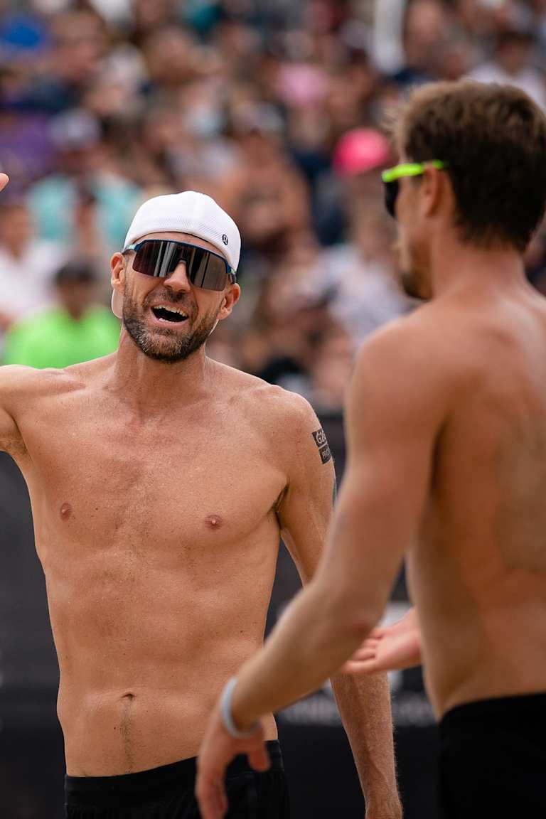 AVP ends season with nostalgia for the men, dominance for the women 