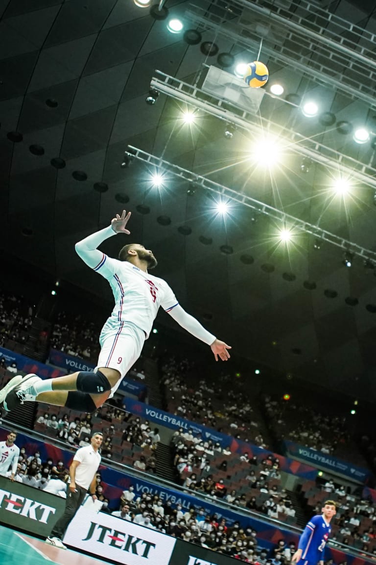 Ace party as France sweep Brazil