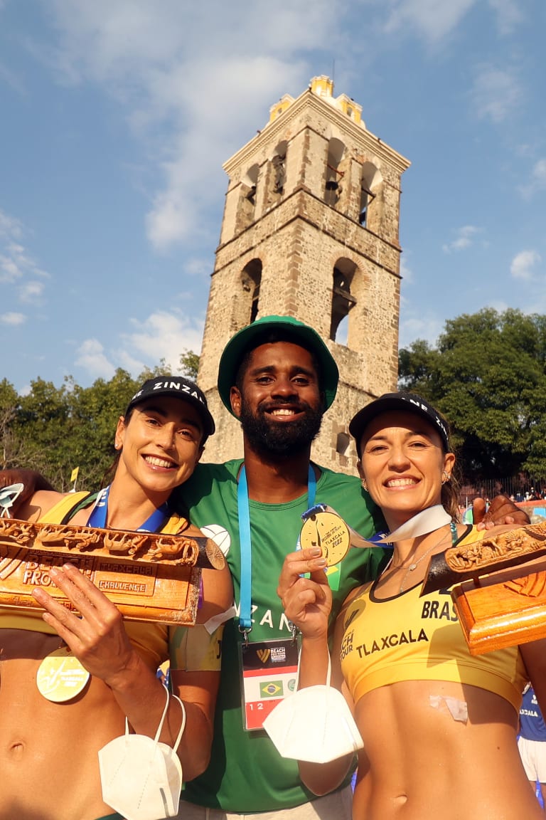 Barbara and Carol return to the top of the podium in Tlaxcala
