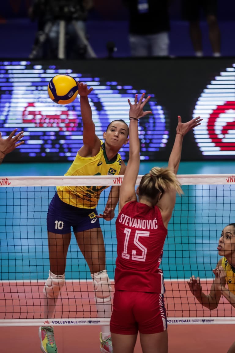 The top plays of VNL Women's Week 2