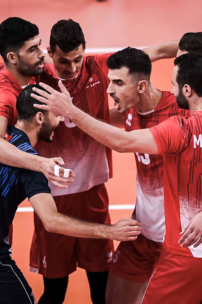Tunisian team receive presidential honours