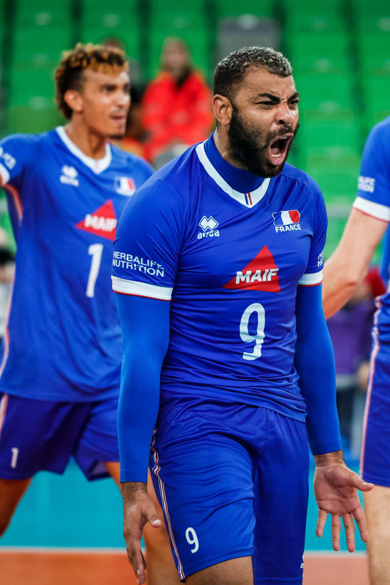 The Quick Set - France & Ukraine advance!