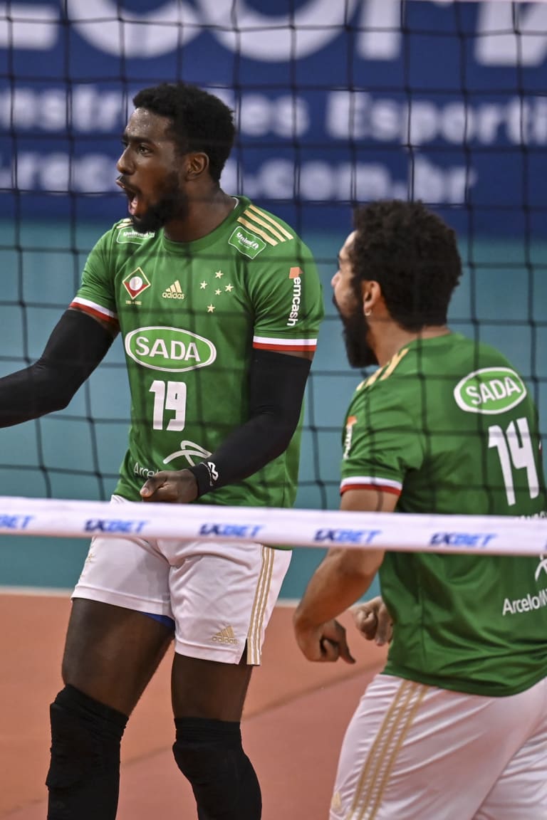 Minas and Sada on to Superliga semifinals