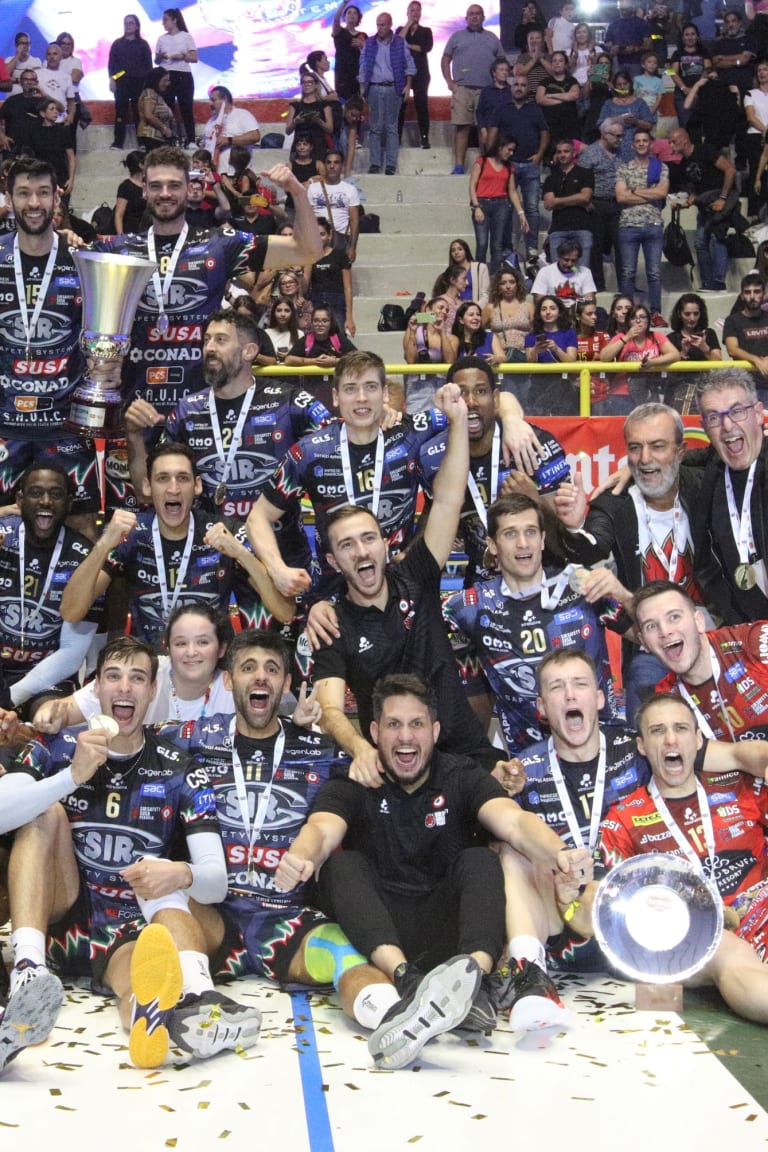 Two five-setters lift Perugia to top of Supercoppa podium