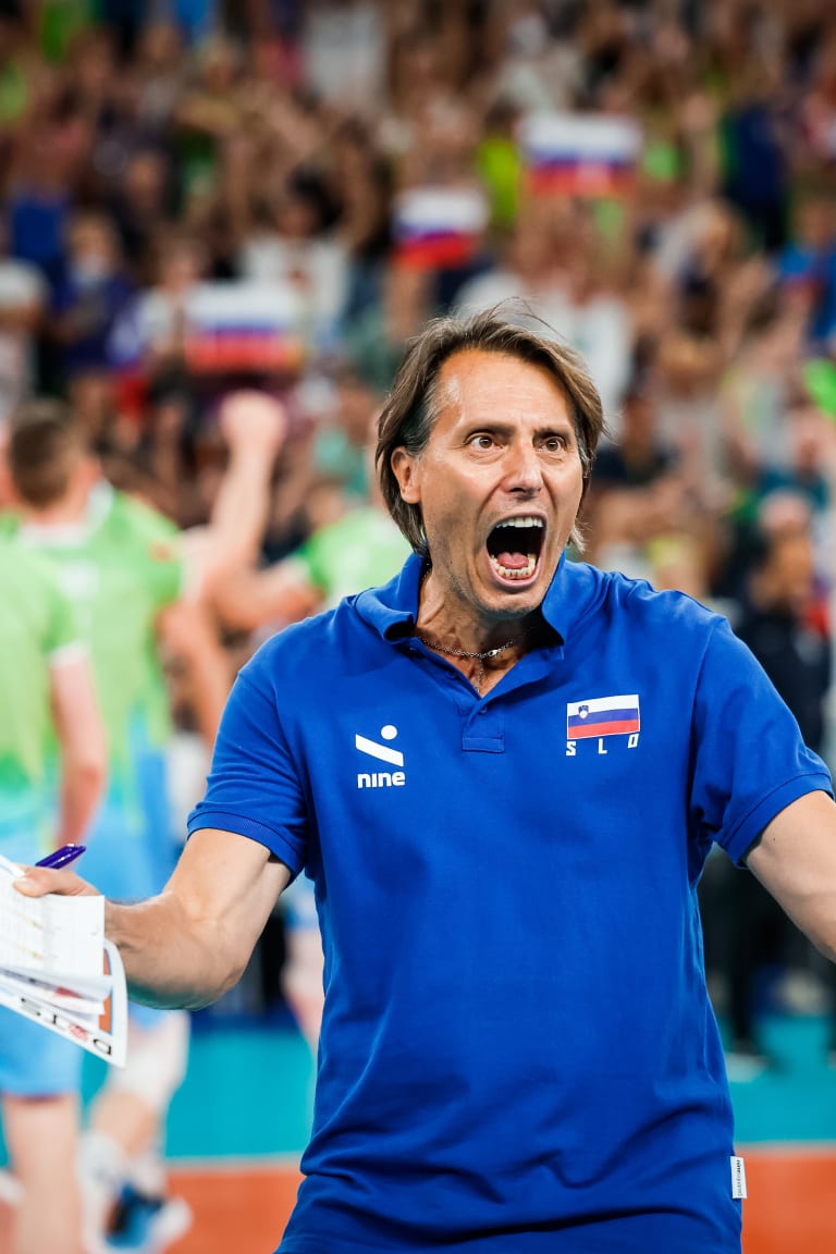 Cretu to stay on at helm of Slovenia