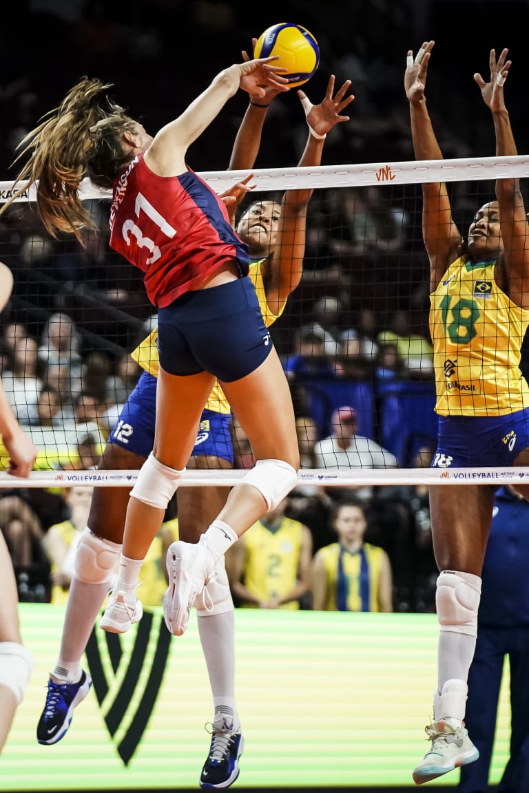 Top plays of VNL Week 1