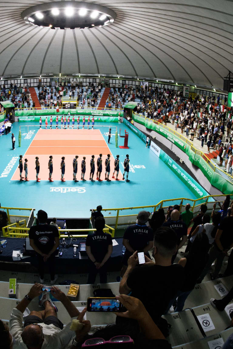 Impeccable Italy shut out Czechia in Pool A 