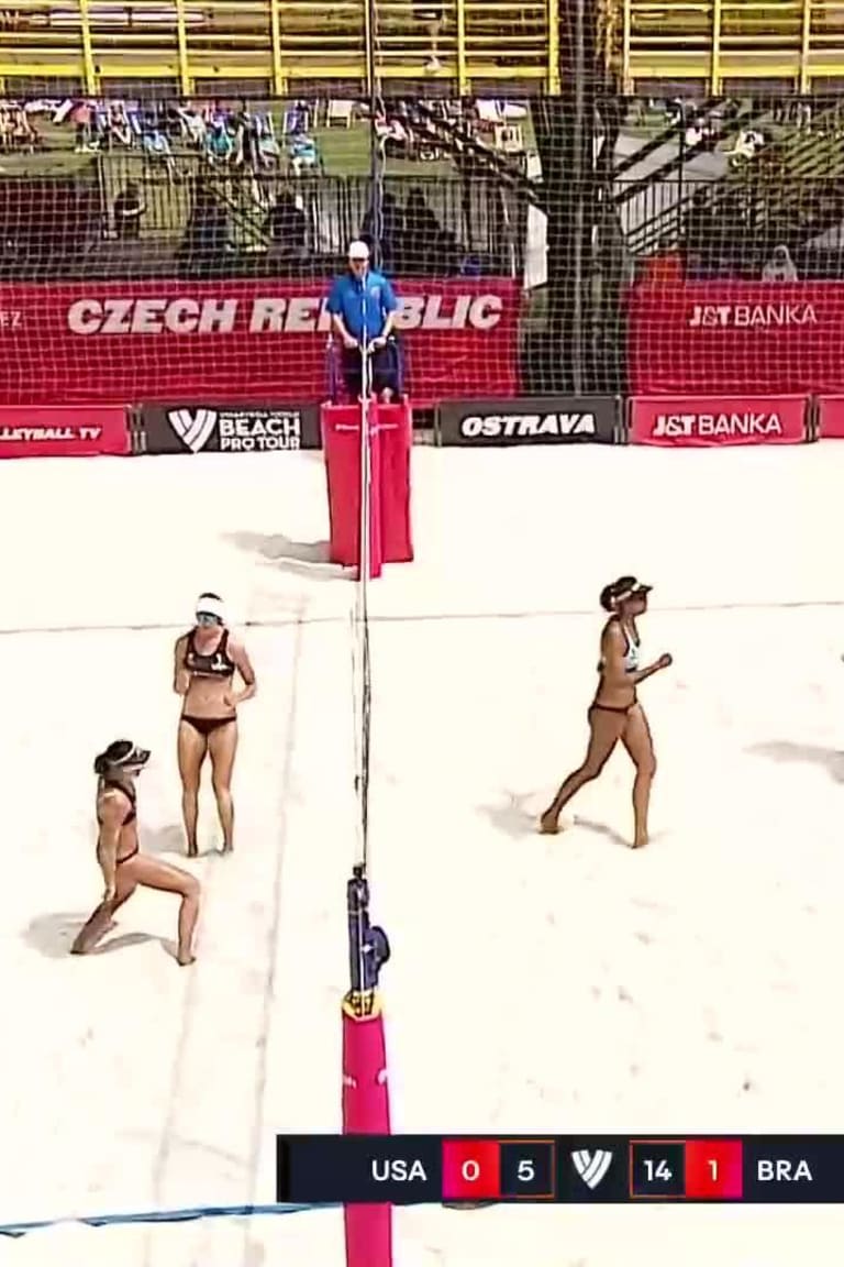 Ana Patricia Silva Ramos Successful Blocks Leader in Duda Ana Patricia vs. Cannon Sponcil - Top Successful Blocks_5814054